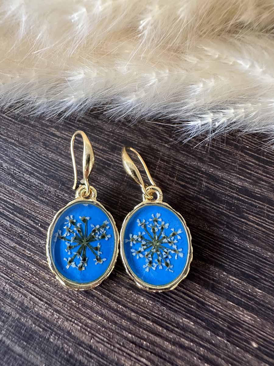 Boucles d'oreilles de fleur Blanc- Bleu clair
